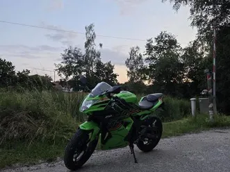 kawasaki ninja 125