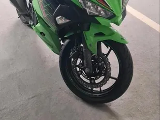 kawasaki ninja 400