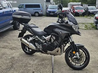 honda ostatní vfr crossrunner 800x | sauto.cz