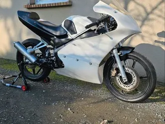 cbr 125 piste