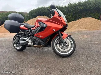 bmw f800gt bridé