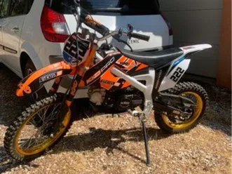 dirt moto cross 125 comme neuve 20h seulement