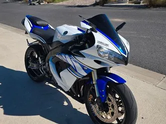 yamaha yzf-r1