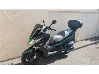 scooter kawasaki j300