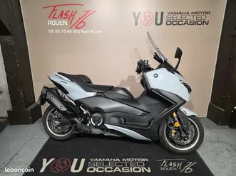 yamaha tmax 560 tech max