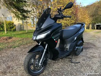 scooter sxr 50 aprilia 4t
