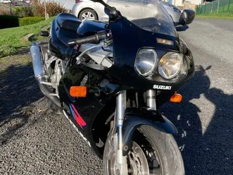 suzuki gsxr 750