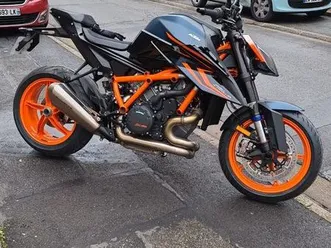 ktm 1290 super duke r evo – déc. 2022 – tech pack – entretien ktm