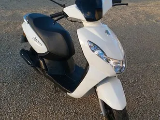 scooter kisbee blanc