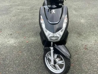 scooter peugeot kisbee active
