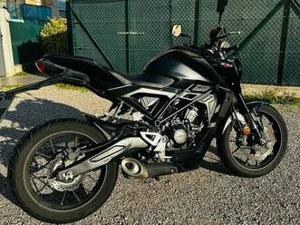 honda cb125r 2024 – première main – garantie 2029