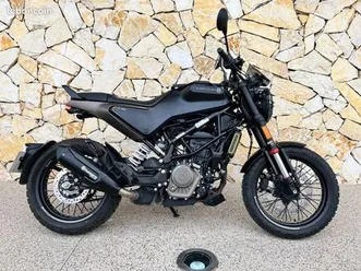 husqvarna svartpilen 125 2023 avec 2763 km
