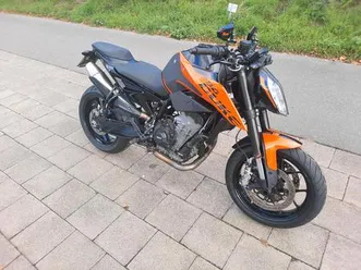 ktm duke 790
