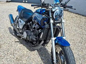 yamaha vmax 1200