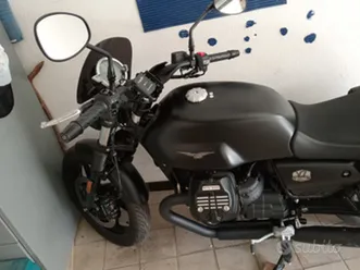 moto guzzi v7 stone