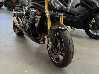 triumph speed triple 1200 rs 1200 rs nero
