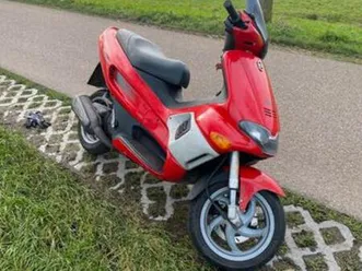 gilera runner (darkdream) 150cc op brom — scooters | piaggio — marktplaats