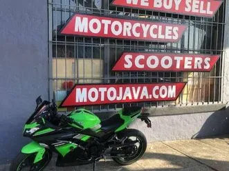 2013 kawi ninja 300 ((abs)) very clean leo v pipe 60k miles $1888.00
