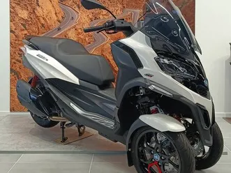 piaggio mp3 400 hpe 2025 neuf e5
