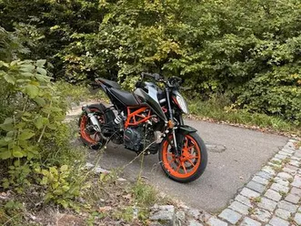 ktm duke 390◊