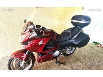 honda deauville nt 700