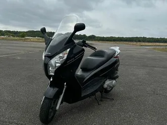 scooter honda 125 fes s-wing abs