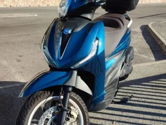 scooter piaggio beverly 400