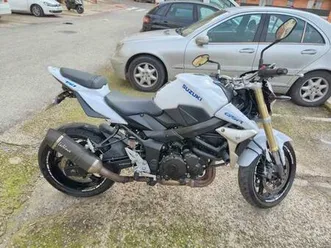 suzuki - gsr