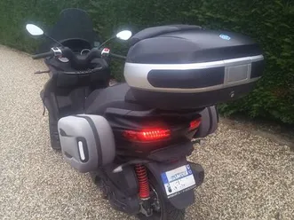 piaggio mp3 500