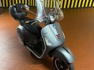 piaggio vespa 300 gts - 2017