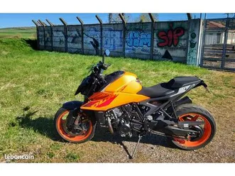 ktm 990 duke 2024 tech pack