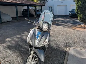 scooter piaggio medley 125