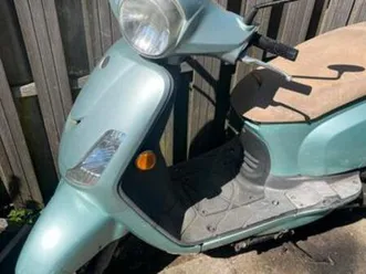 sym scooter - lichtblauw — scooters | sym — marktplaats