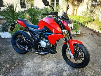 ✳️magnifique masai furious moteur am6 2 temps seulement 5000 km état neuf ✳️