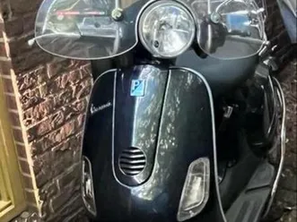 vespa lx50 4t zwart met hoog scherm & beugels — scooters | vespa — marktplaats