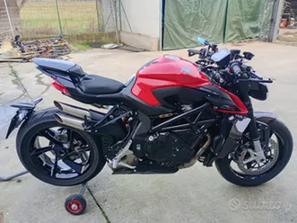 mv agusta brutale 1000 rs