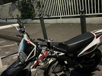 derbi xtreme 50 – 2016 – 4300 km – très propre – prête à rouler