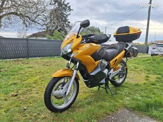 honda varadero 125 cm