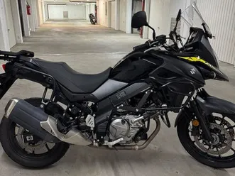 suzuki v-strom 650 2023 parfait état