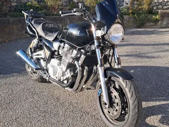 vends moto yamaha 1300 xjr