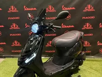 piaggio zip 2018 snor/brom! sp black on black garantie! — scooters | piaggio — marktplaats