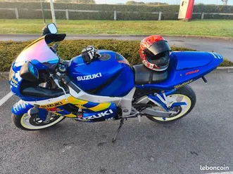suzuki gsxr 750