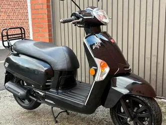 ② kymco like tt sport a klasse