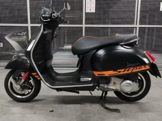vespa - gts 300 ie super sport
