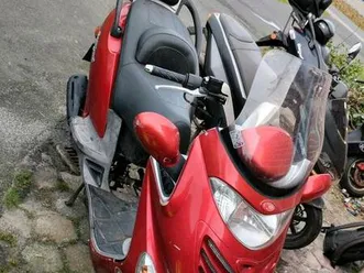 verkaufe kymco grande dink 50 an bastler