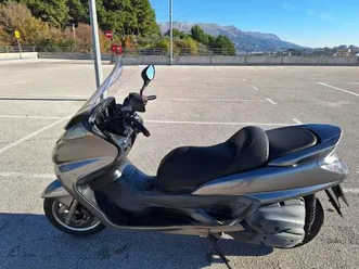 yamaha majesty 395 cm3, 2004 god.