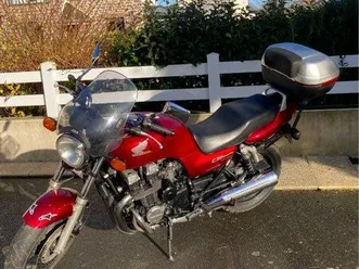 superbe honda 750 seven fivty première main tout d origine