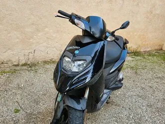 scooter piaggio typhoon