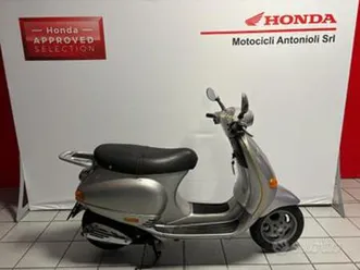 vespa 125 et4
