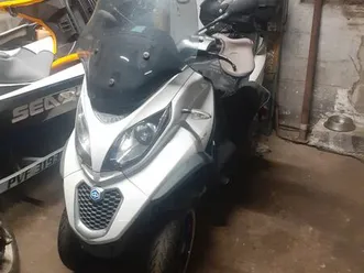vend piaggio mp3 500 lt